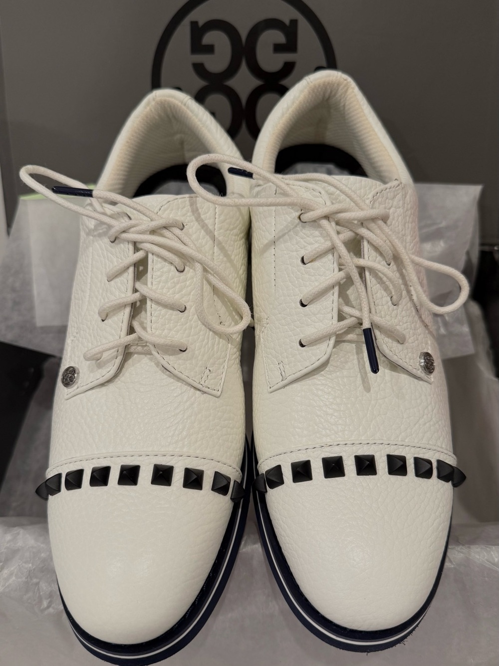 G/FORE White Leather Lace-Up Oxfords with Navy Stud Trim NIB NWT